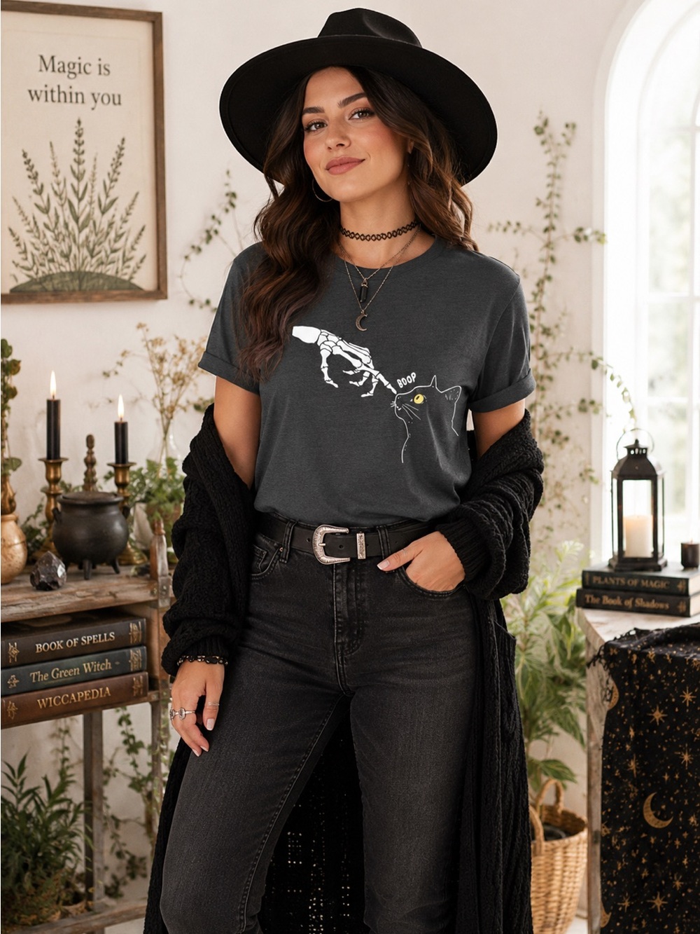 Witchy Skeleton Hand Boop Cat Graphic Tee Gray Goth Boho Shirt Women’s Medium
